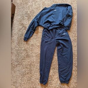Alo navy blue set. Sweatshirt size medium and pants size small